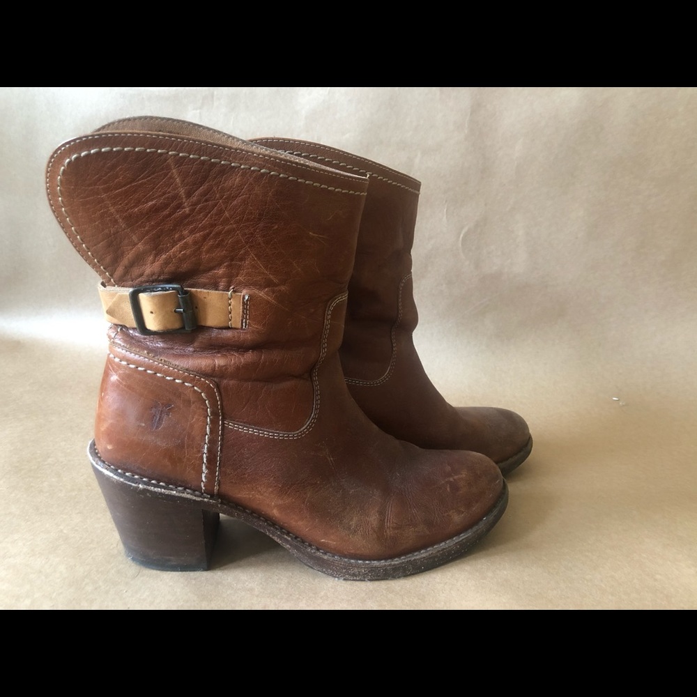 Classic women’s Frye Bootie